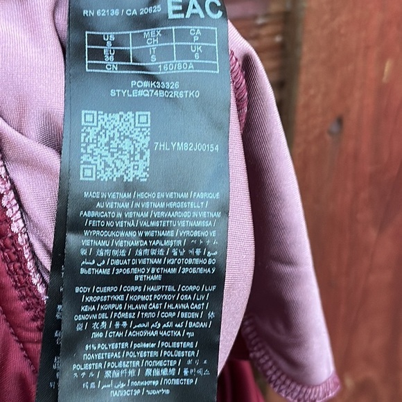 Guess Women’s Velvet Wrap Jumpsuit Burgundy Size S - Picture 13 of 14